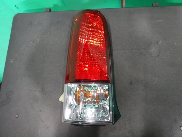 【中古】中古部品 ワゴンR MC22S 左テールランプ 【3340140100-001704858315600】