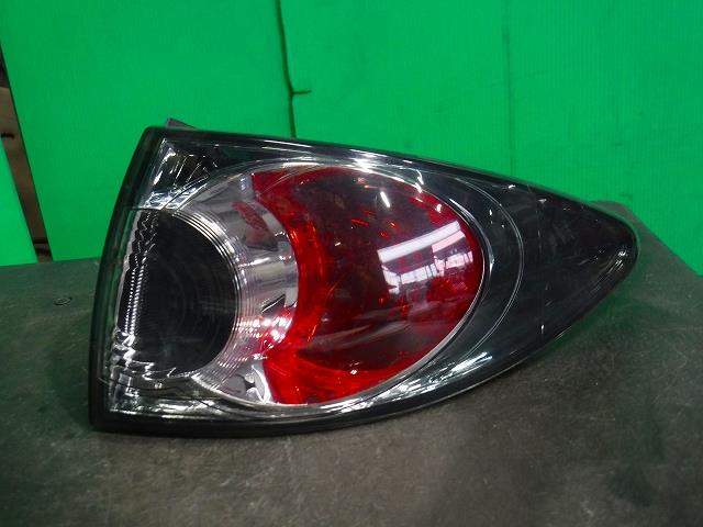 【中古】中古部品 アテンザ GY3W 右テールランプ 【3340140100-001661257615500】