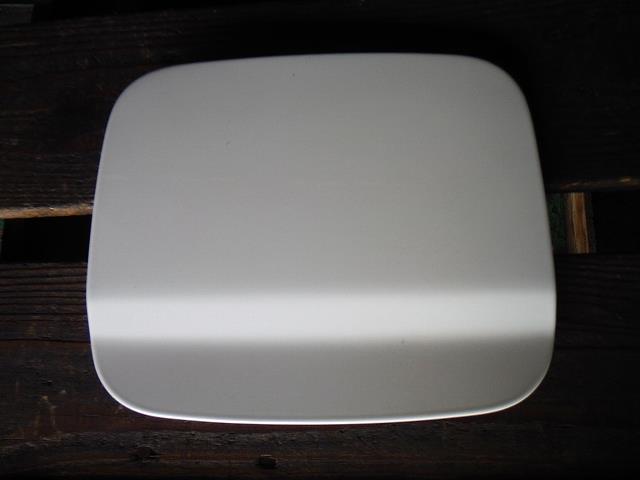 【中古】中古部品 ガイア SXM10G フューエルリッド 【3340140100-001107330513900】