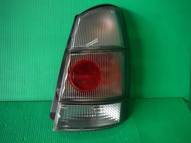【中古】中古部品 プレオ RA1 右テールランプ 【3340140100-001280115515500】