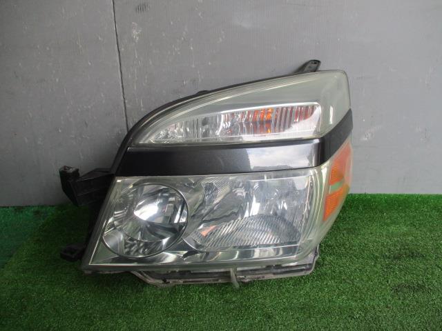 【中古】中古部品 ヴォクシー AZR60 左ヘッドランプ 【3330560100-220405000410900】