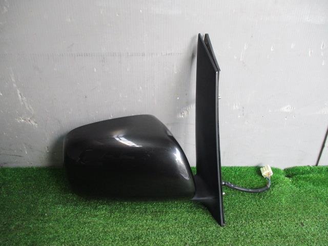 【中古】中古部品 ヴォクシー AZR60 右サイドミラー 【3330560100-220405000413500】