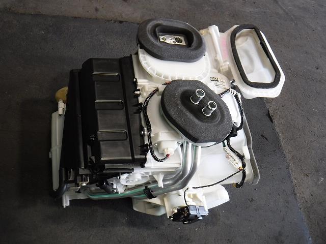 【中古】中古部品 エクストレイル NT31 A/Cクーリングユニット 【3340140100-000213324160800】