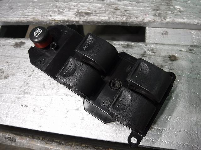 【中古】中古部品 ゼスト JE1 パワーウインドウスイッチ 【3340140100-001679253661900】