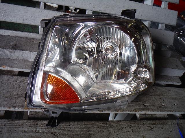 【中古】中古部品 eKクラッシィ H81W 左ヘッドランプ 【3340140100-001200363010900】