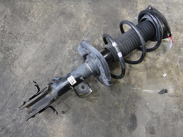 【中古】中古部品 ジューク YF15 左フロントストラット 【3340140100-001480718150210】