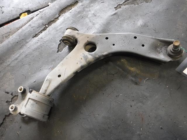 【中古】中古部品 ラフェスタ CWEFWN 右フロントロアアーム 【3340140100-001445067951720】