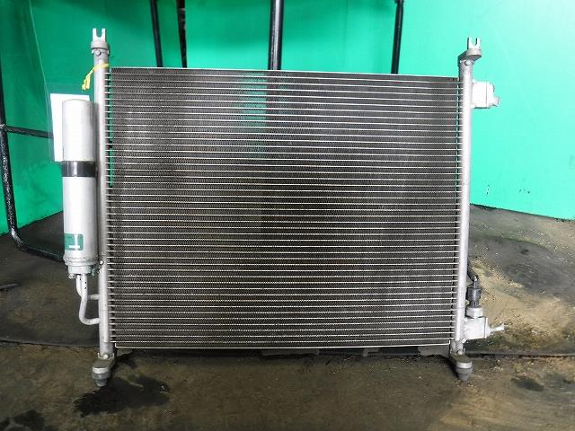 【中古】中古部品 ノート E12 コンデンサー 【3340140100-001697888060600】