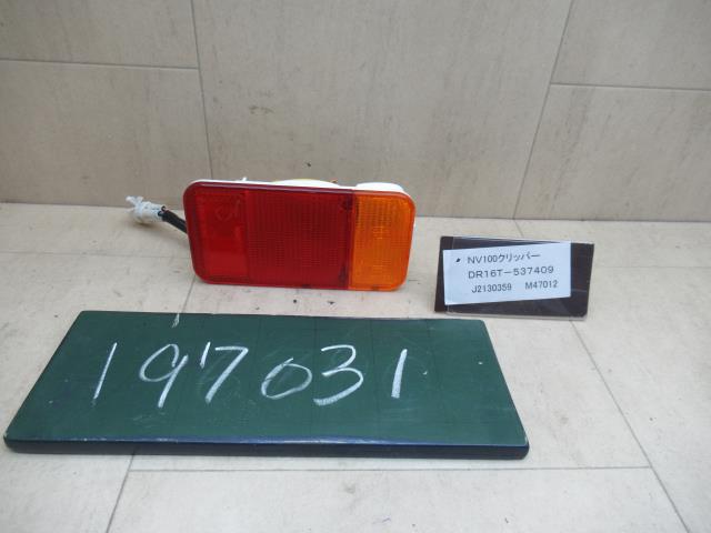 【中古】中古部品 NT100クリッパー DR16T 右テールランプ 【3310120100-220421000415500】