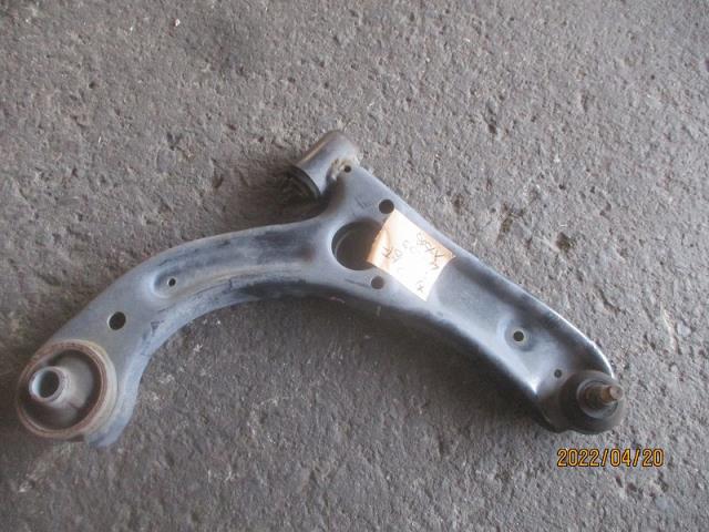 【中古】中古部品 ムーヴ LA150S 右フロントロアアーム 【3500080000-220107000251720】