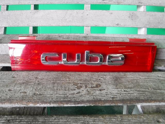 【中古】中古部品 キューブ Z12 リアフィニッシャーパネル 【3340140100-001452498115200】