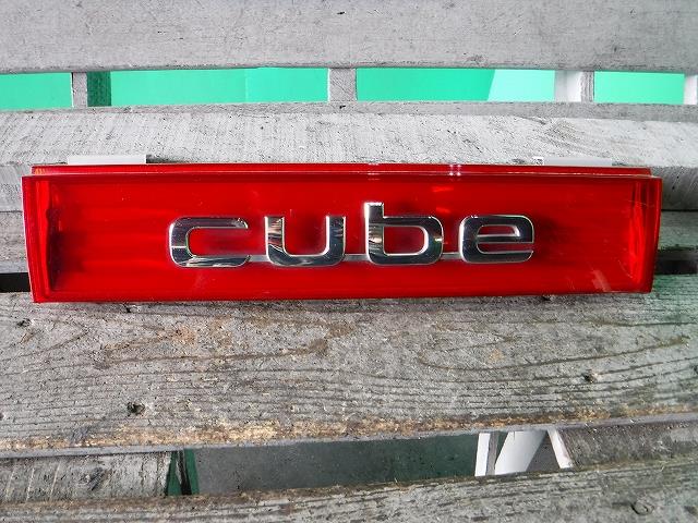 【中古】中古部品 キューブ Z12 リアフィニッシャーパネル 【3340140100-001397182715200】