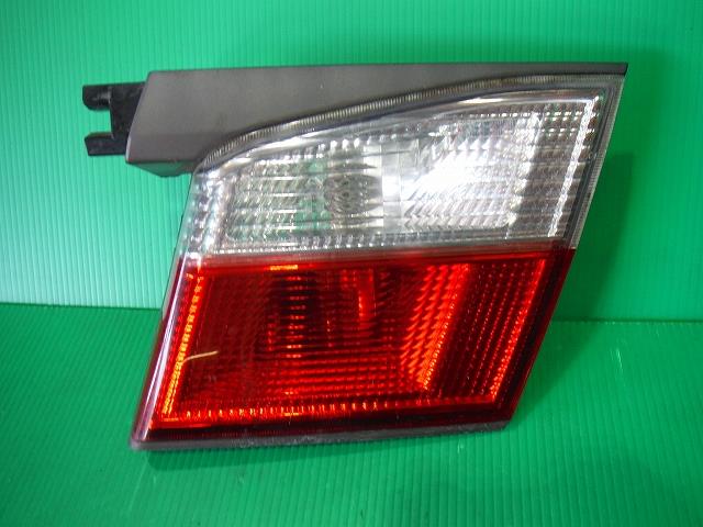 【中古】中古部品 プリメーラ QP11 リアフィニッシャーパネル 【3340140100-001307275715200】