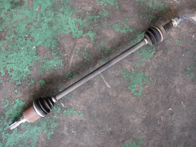 【中古】中古部品 エクストレイル NT32 右リアドライブシャフト 【3340140100-001673932142300】