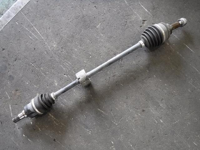【中古】中古部品 ルークス ML21S 右フロントドライブシャフト 【3340140100-001712779442100】