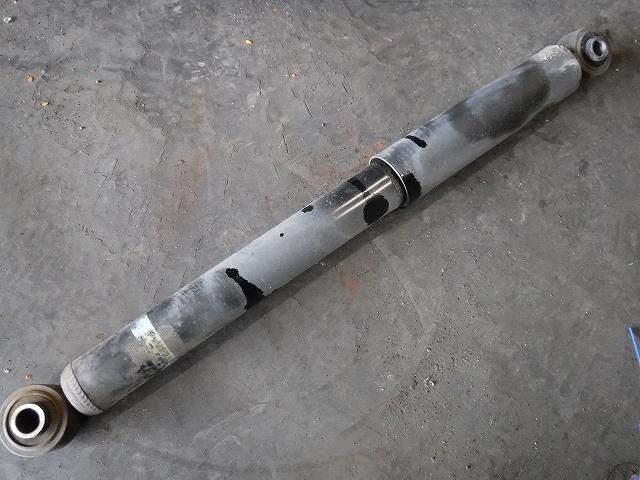 【中古】中古部品 ラパン HE22S 左リアショックアブソーバー 【3340140100-001509950750800】