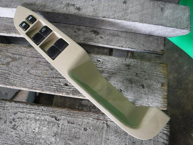 【中古】中古部品 ブルーバードシルフィ KG11 パワーウインドウスイッチ 【3340140100-001336610861900】