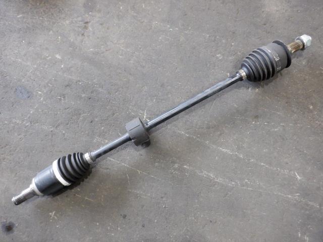 【中古】中古部品 キャロル HB36S 右フロントドライブシャフト 【3340140100-000022144542100】