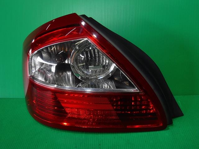 【中古】中古部品 シーマ GF50 左テールランプ 【3340140100-001312148515600】