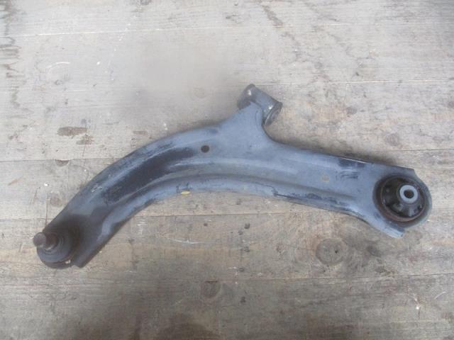 【中古】中古部品 ティーダ NC11 左フロントロアアーム 【3500080000-220127000451740】