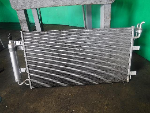 【中古】中古部品 リーフ ZE0 コンデンサー 【3340140100-001656140060600】