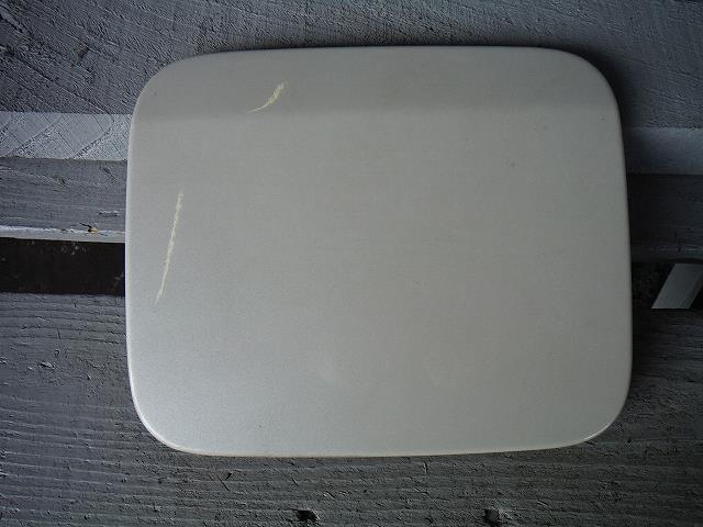 【中古】中古部品 RVR N61W フューエルリッド 【3340140100-001138883313900】