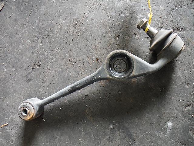 【中古】中古部品 ムーヴ L902S 右フロントロアアーム 【3340140100-001246600151720】