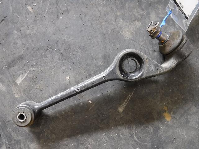 【中古】中古部品 ムーヴ L900S 右フロントロアアーム 【3340140100-001526966151720】