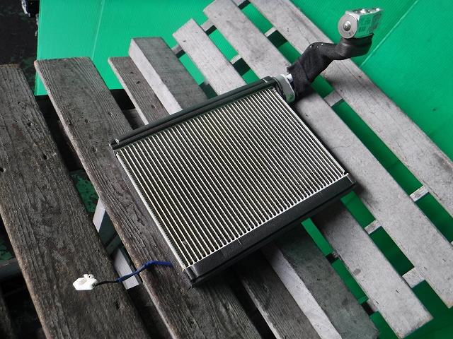 【中古】中古部品 アクセラ BYEFP A/Cクーリングユニット 【3340140100-001480118560800】