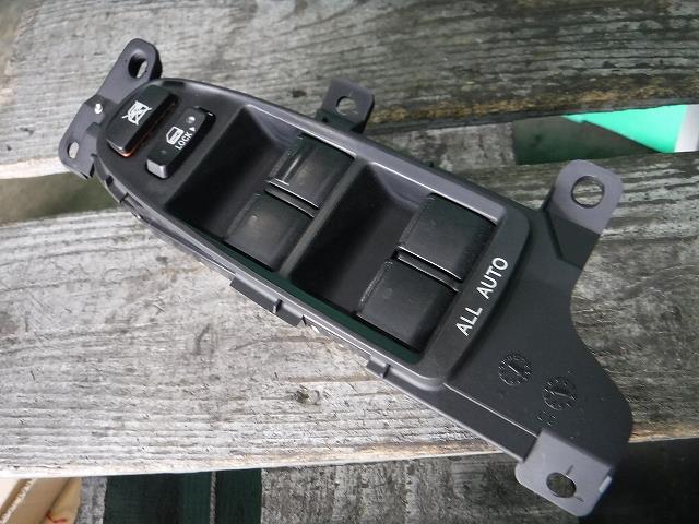 【中古】中古部品 レクサス GS GWS191 パワーウインドウスイッチ 【3340140100-001419237361900】