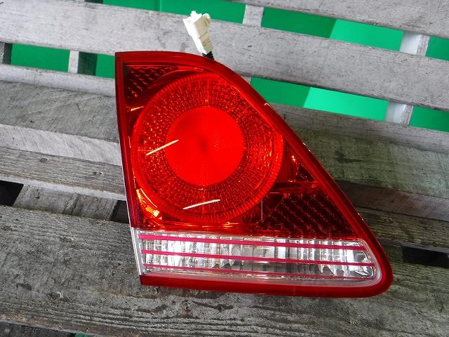 【中古】中古部品 クラウン GRS182 リアフィニッシャーパネル 【3340140100-001473728315200】