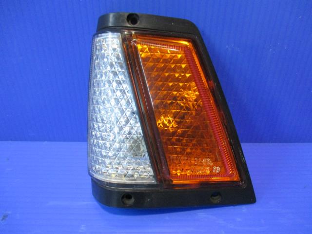 【中古】中古部品 マーク GX61 左クリアランスランプ 【3310050100-000325439411100】