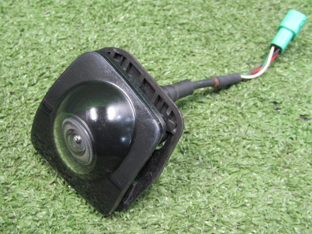 【中古】中古部品 アルファード ATH10W カメラ 【3330200100-190232000015850】