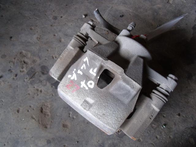 【中古】中古部品 ヴィッツ KSP90 右フロントキャリパー 【3340140100-000912000644330】