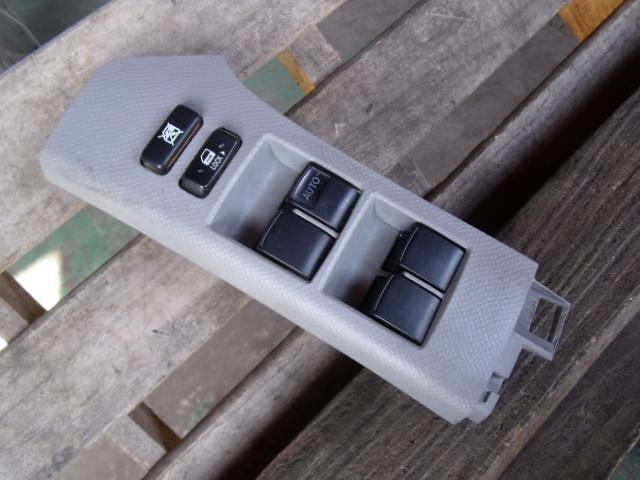 【中古】中古部品 ヴィッツ KSP90 パワーウインドウスイッチ 【3340140100-000911974861900】