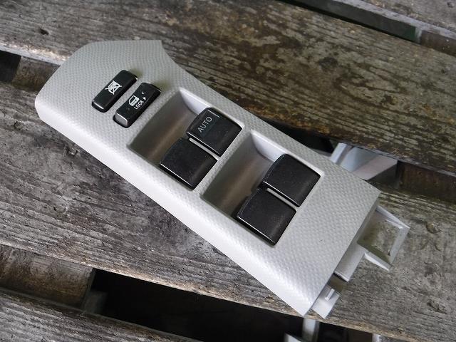 【中古】中古部品 ヴィッツ KSP90 パワーウインドウスイッチ 【3340140100-001458922661900】