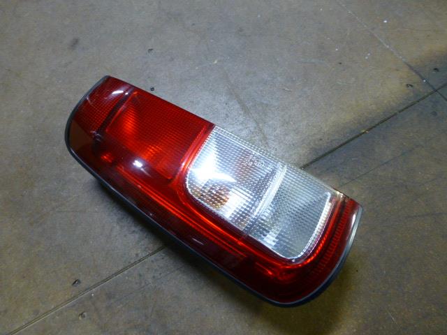 【中古】中古部品 KEI HN21S 左テールランプ 【3310410000-001084811515600】