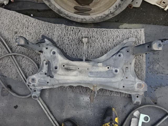 【中古】中古部品 ムーヴ LA100S フロントメンバー 【3310410000-001668536451710】