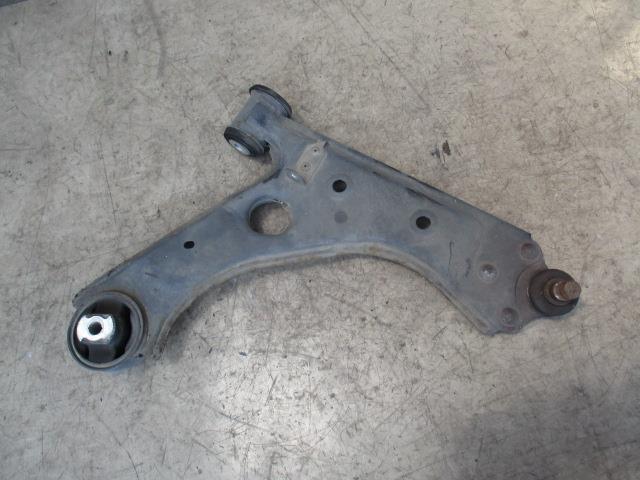 【中古】中古部品 アルファ ミト 955142 右フロントロアアーム 【3310190100-000213034751720】