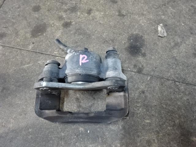 【中古】中古部品 ハイゼット S320V 右フロントキャリパー 【3310410000-001512336844330】