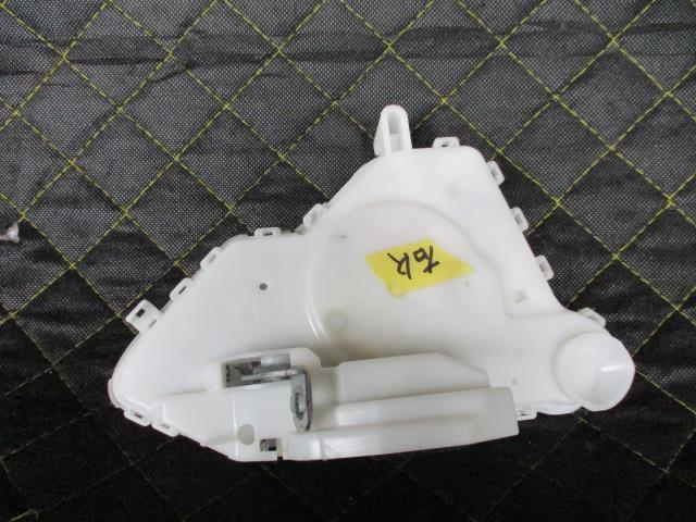 【中古】中古部品 ライフ JC1 ドアロックソレノイド 【3330660100-000022311764552】