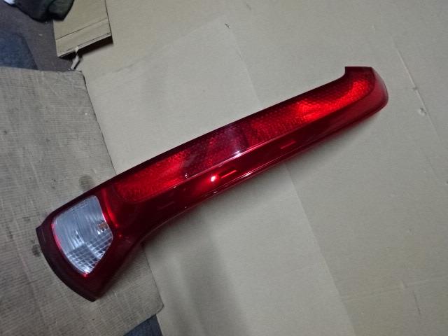 【中古】中古部品 セレナ C25 右テールランプ 【3310410000-001639948215500】