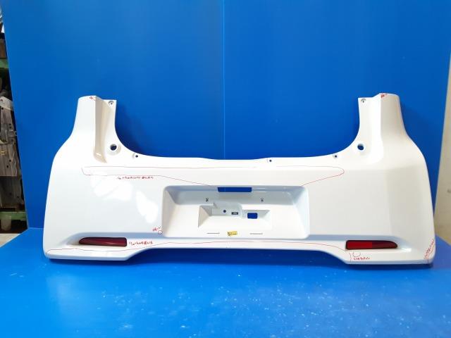 【中古】中古部品 デイズ B21W リアバンパー 【3310050100-220217000215100】