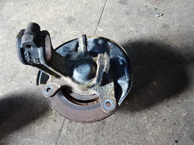 【中古】中古部品 アクティ HA3 左フロントナックルハブ 【3310410000-001481392744340】