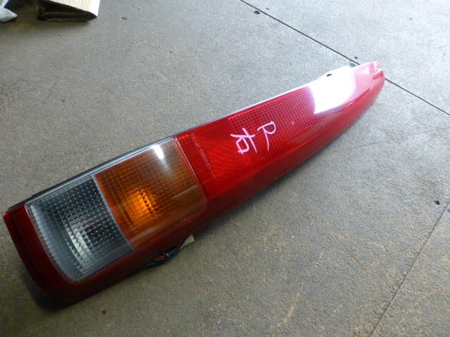 【中古】中古部品 ライフ JA4 右テールランプ 【3310410000-001126857715500】