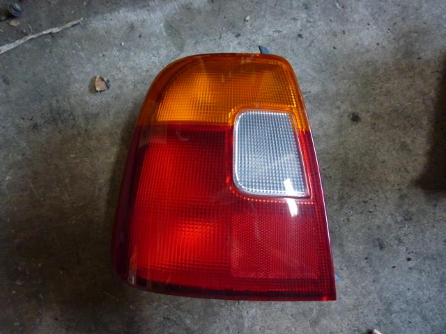 【中古】中古部品 トゥデイ JA4 左テールランプ 【3310410000-000875041515600】