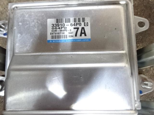 【中古】中古部品 エブリィ DA17V エンジンコンピューター 【3310410000-001609063963100】