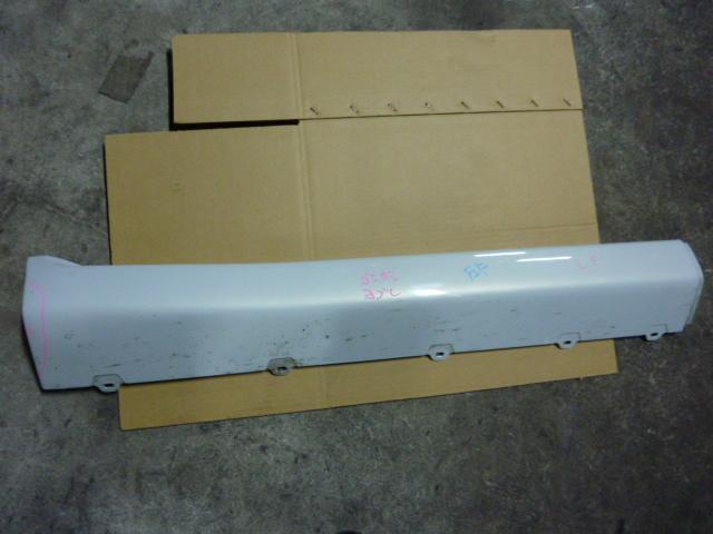 【中古】中古部品 エスクード TX92W 左サイドステップ 【3310410000-000797147513800】