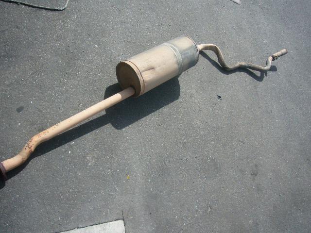 【中古】中古部品 ハイエース LH123V リアマフラー 【3310410000-000777018122500】