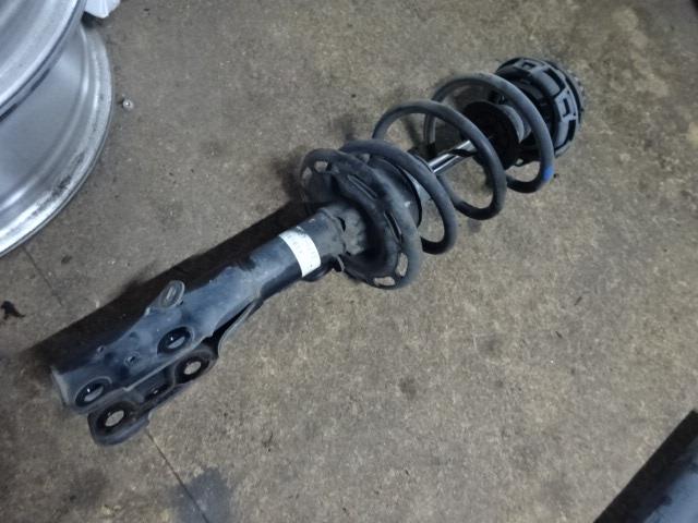 【中古】中古部品 モビリオスパイク GK1 右フロントストラット 【3310410000-001638846850110】